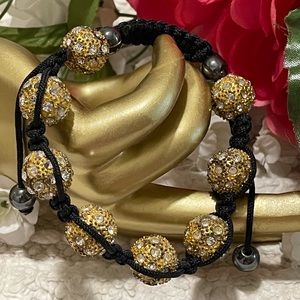 💎 Black and Gold Bead Bracelet